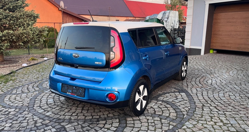 Kia Soul cena 31900 przebieg: 125000, rok produkcji 2015 z Prochowice małe 781